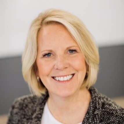 Picture of Julie Fuelberth